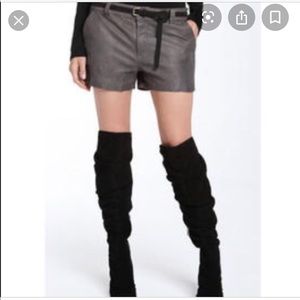Joie black leather shorts w/belt New,never worn